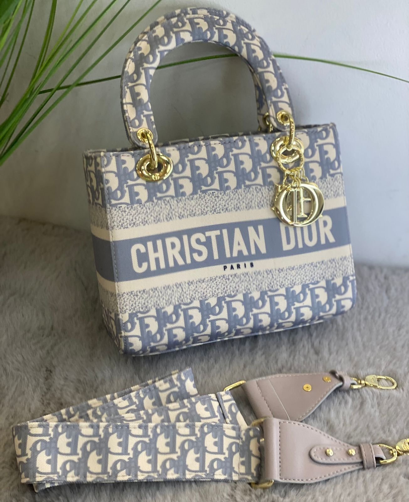 Ninguna Náutico multa Réplicas de bolsos Christian Dior | Bogotá Colombia
